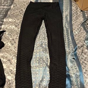 Amazon booty lifting leggings